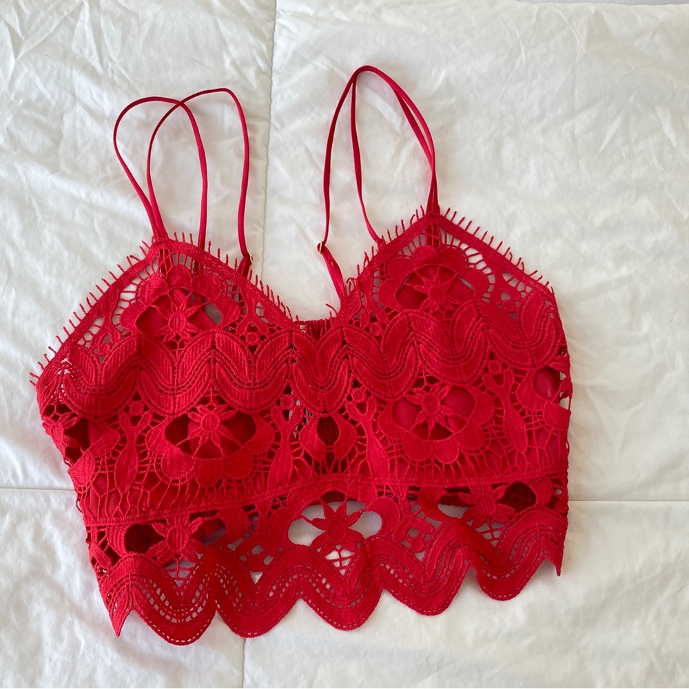 NWOT / the viviette lace bra top in light red